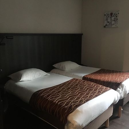 กีริอ๊าด โรเดซ Hotel ภายนอก รูปภาพ